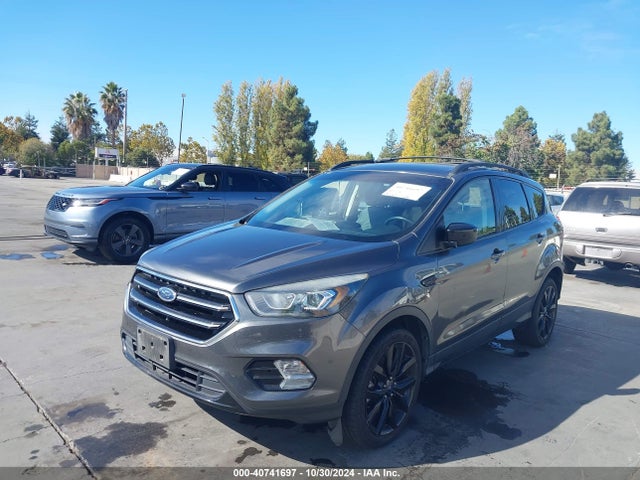 Ford ESCAPE SE 2017 1FMCU9G92HUC02588 Image 6