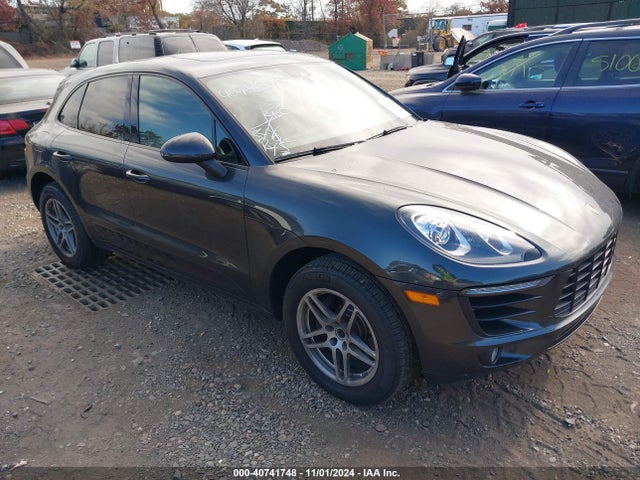 Porsche Macan 2018 WP1AA2A50JLB20290 Image 18