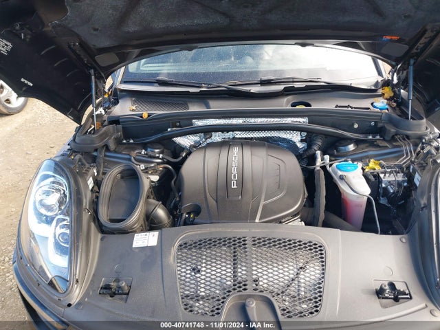 Porsche Macan 2018 WP1AA2A50JLB20290 Image 27