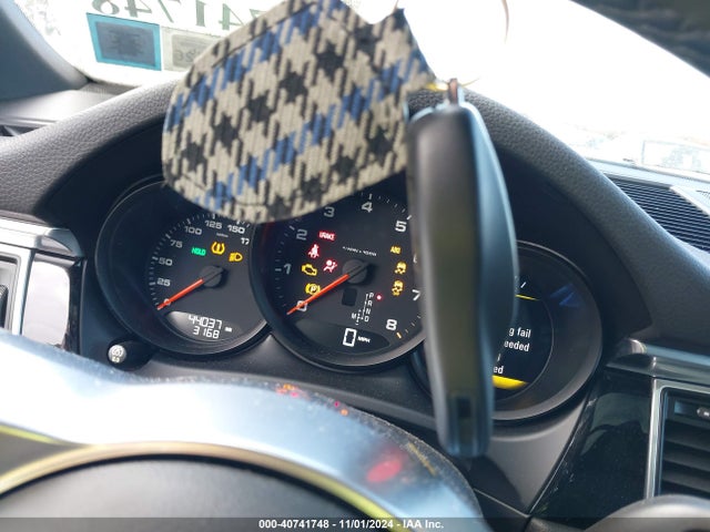 Porsche Macan 2018 WP1AA2A50JLB20290 Image 28