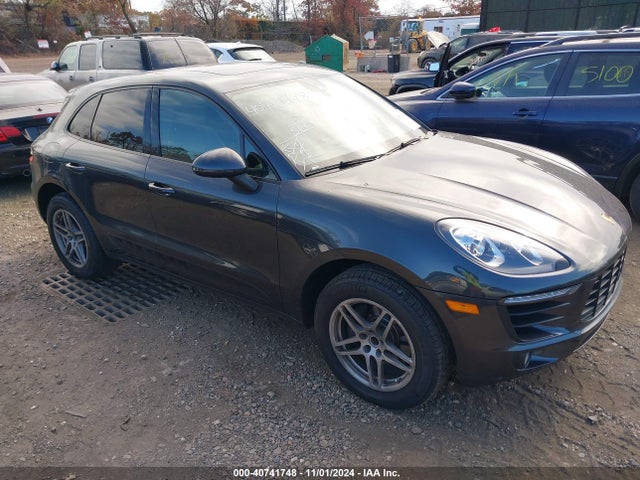 Porsche Macan 2018 WP1AA2A50JLB20290 Image 30