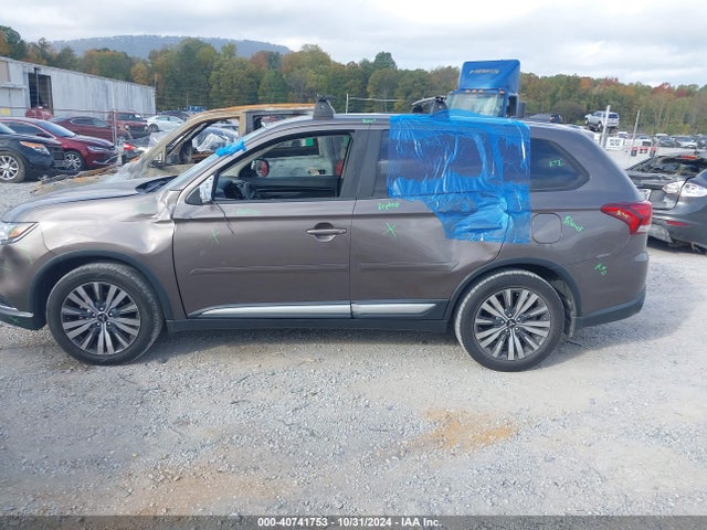 Mitsubishi Outlander Es 2019 JA4AD2A38KZ022933 Image 14