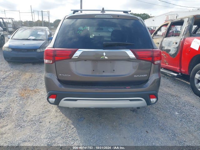 Mitsubishi Outlander Es 2019 JA4AD2A38KZ022933 Image 16