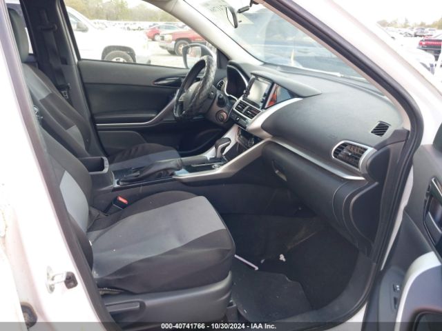 2020 MITSUBISHI ECLIPSE CROSS JA4AT3AA5LZ034451 Photo 4