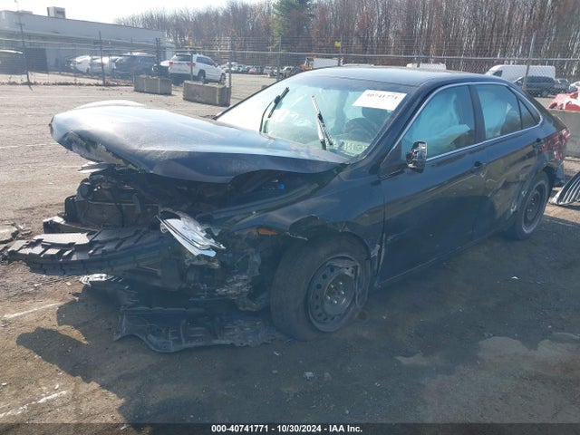 Toyota CAMRY LE 2015 4T4BF1FK9FR456068 Image 2