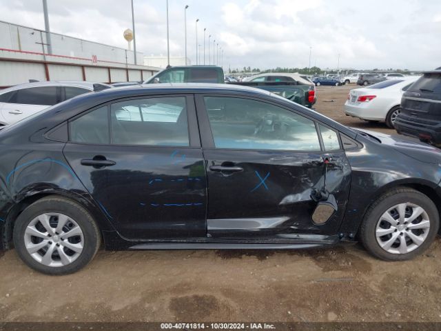 5YFEPMAE8NP324927 Toyota COROLLA LE
