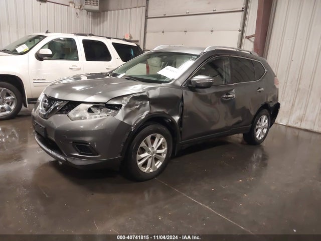 Nissan ROGUE SV 2015 KNMAT2MVXFP519604 Image 2