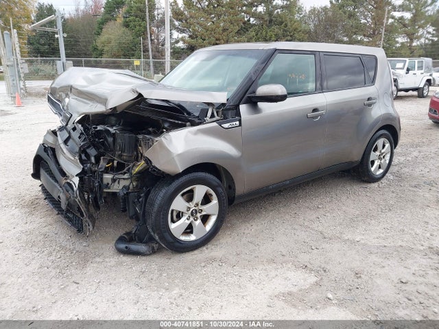 KIA Soul 2018 KNDJN2A21J7588713 Image 2
