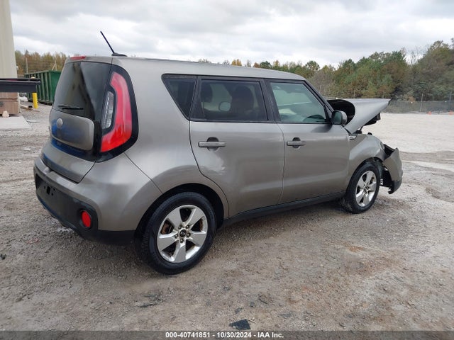 KIA Soul 2018 KNDJN2A21J7588713 Image 4