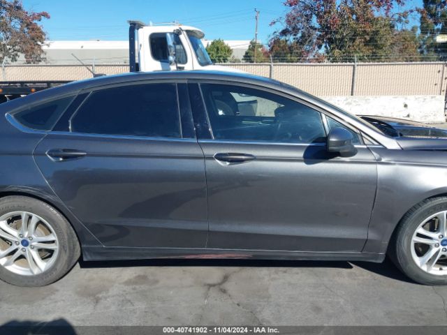 3FA6P0LU1JR163221 Ford Fusion Hybrid Se