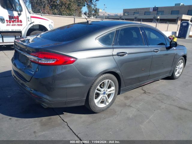 3FA6P0LU1JR163221 Ford Fusion Hybrid Se