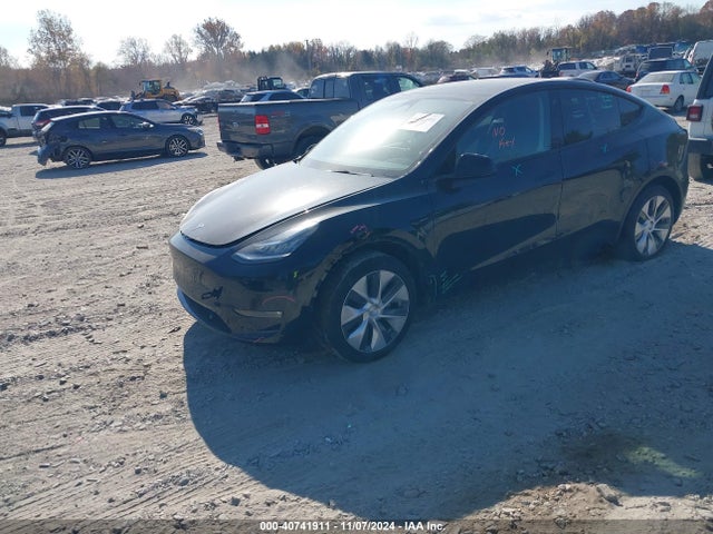 2023 TESLA MODEL Y 7SAYGAEE7PF613000 Photo 1