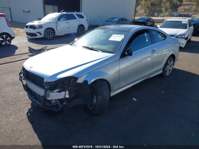 WDDGJ4HB8FG392921 Mercedes-Benz C 250