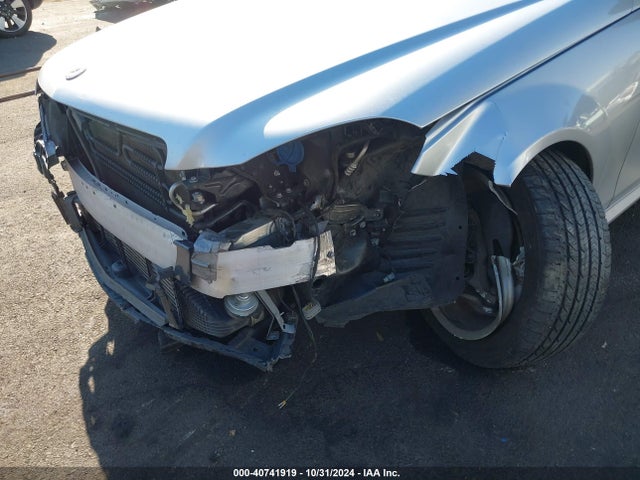 WDDGJ4HB8FG392921 Mercedes-Benz C 250