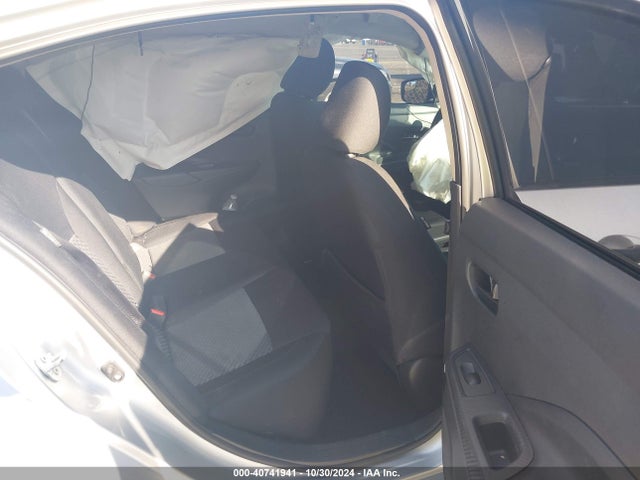 Nissan Versa 1.6 S 2024 3N1CN8DV5RL871806 Image 8