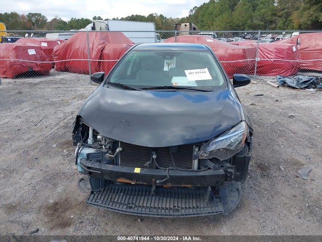 Toyota COROLLA LE 2018 5YFBURHE4JP826441 Image 12