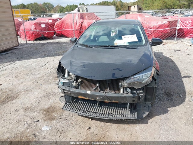 Toyota COROLLA LE 2018 5YFBURHE4JP826441 Image 6