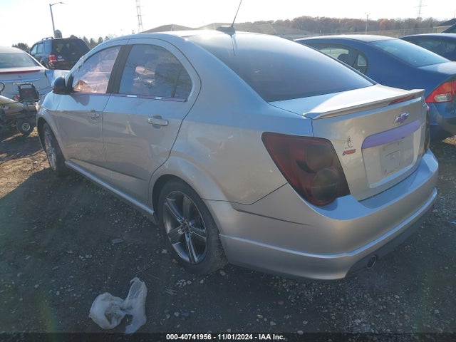 Chevrolet Sonic Rs Auto 2015 1G1JG5SB6F4143850 Image 3
