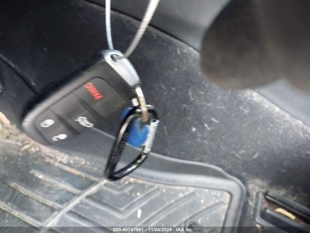 2C3CCAAG9KH548152 Chrysler 300 Touring L