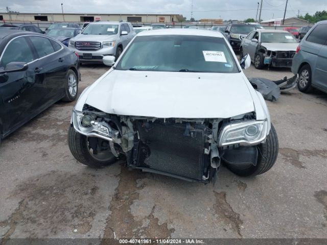 2C3CCAAG9KH548152 Chrysler 300 Touring L