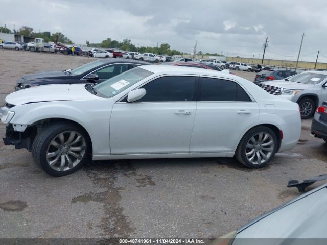 2C3CCAAG9KH548152 Chrysler 300 Touring L