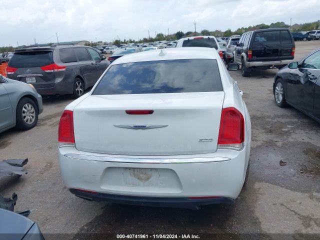 2C3CCAAG9KH548152 Chrysler 300 Touring L
