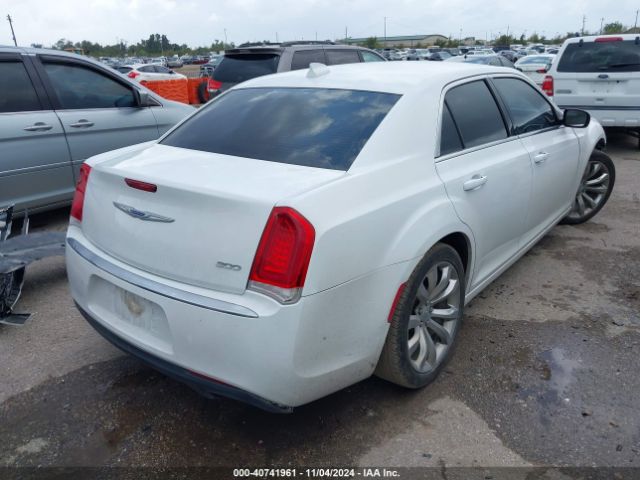 2C3CCAAG9KH548152 Chrysler 300 Touring L