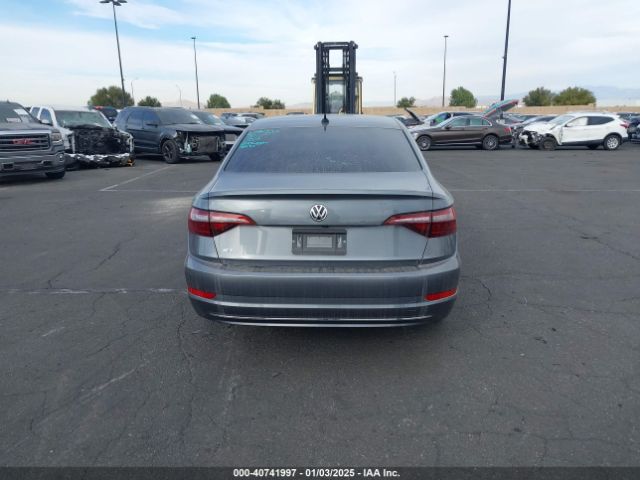 3VWN57BU5LM013180 Volkswagen Jetta 1.4t R-line/1.4t S