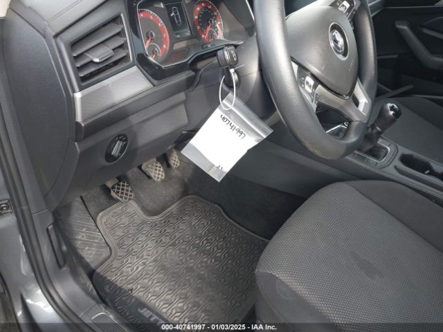 3VWN57BU5LM013180 Volkswagen Jetta 1.4t R-line/1.4t S