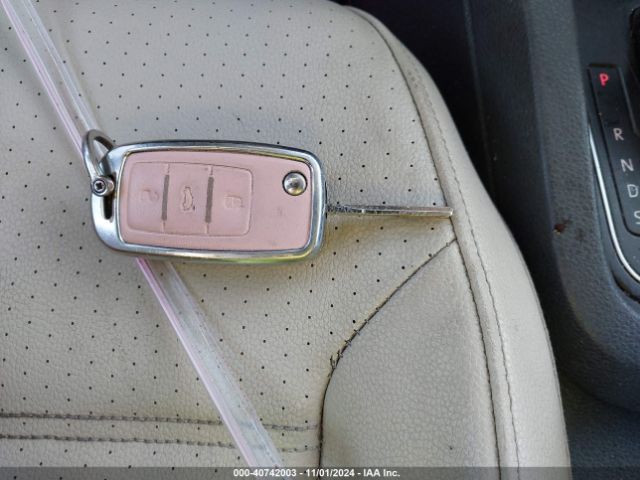 3VWDB7AJ2HM307199 Volkswagen Jetta 1.4t Se