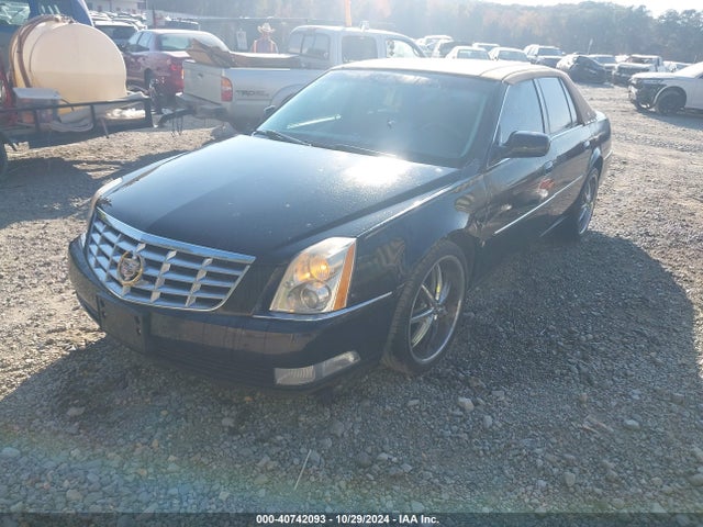 2008 CADILLAC DTS 1G6KD57Y38U203011 Photo 1