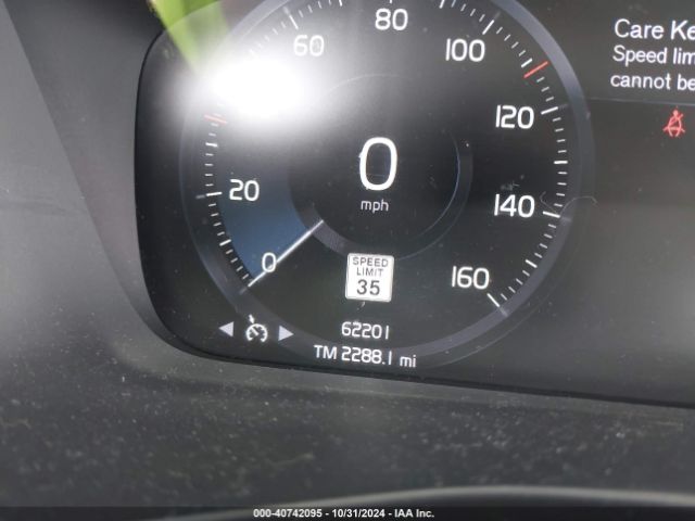 YV4162UK3M2487664 Volvo Xc40 T5 Momentum