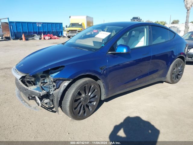 7SAYGDEF2NF392798 Tesla Model Y Performance Dual Motor All-wheel Drive