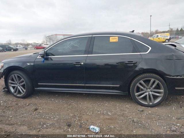 1VWDT7A3XHC023206 Volkswagen Passat 1.8t R-line