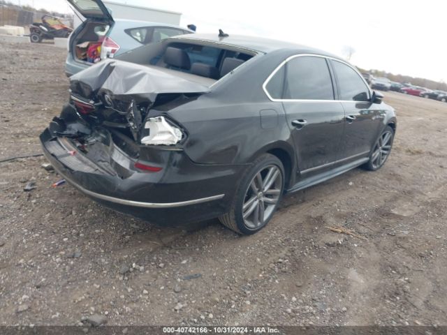 1VWDT7A3XHC023206 Volkswagen Passat 1.8t R-line