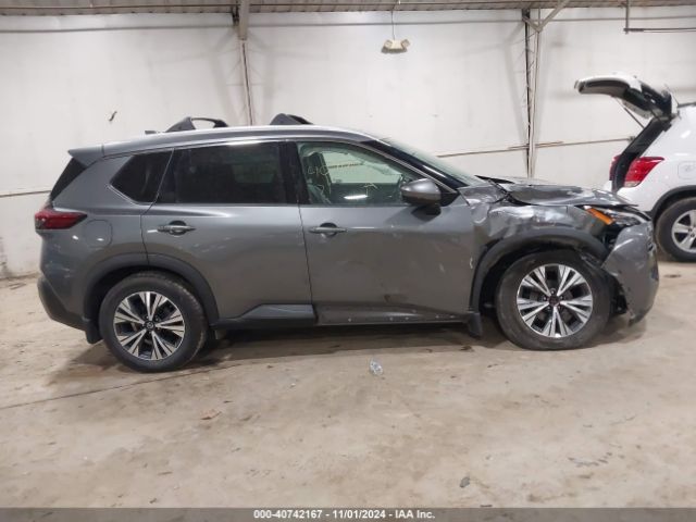 5N1AT3BB7MC754461 Nissan Rogue Sv Intelligent Awd