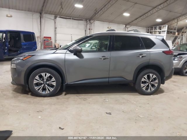 5N1AT3BB7MC754461 Nissan Rogue Sv Intelligent Awd