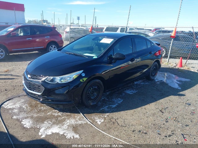 Chevrolet Cruze Ls Auto 2017 1G1BC5SM4H7231699 Image 2