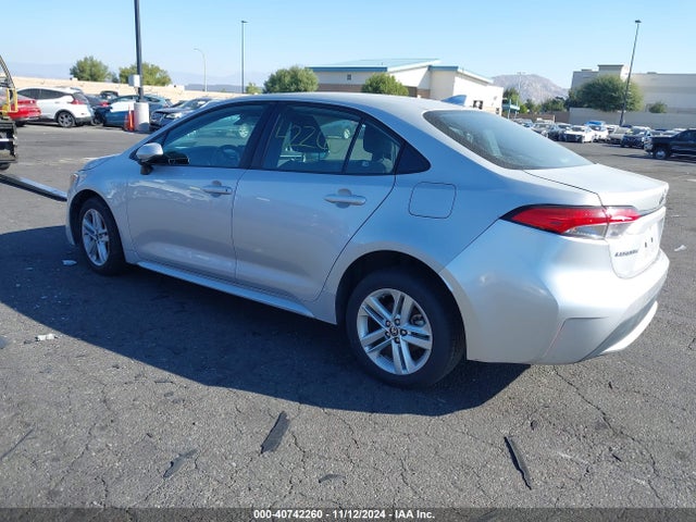 Toyota COROLLA LE 2020 5YFEPRAE1LP021403 Image 3