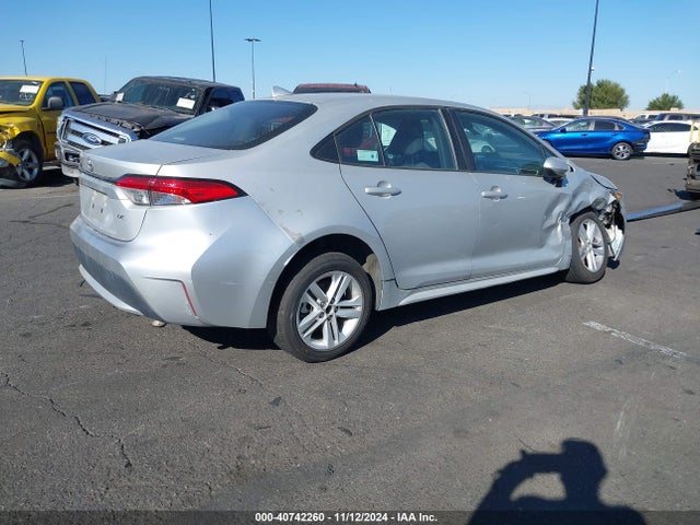 Toyota COROLLA LE 2020 5YFEPRAE1LP021403 Image 4