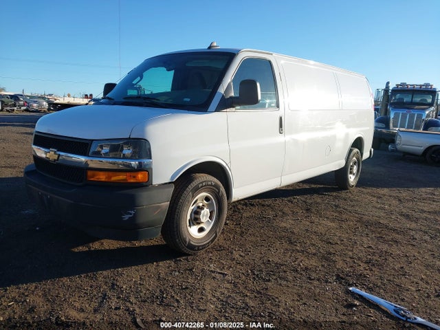 Chevrolet Express 2500 Work Van 2019 1GCWGBFP3K1175622 Image 2