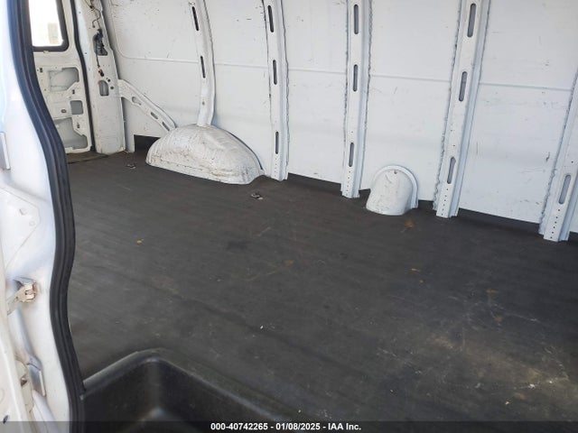 Chevrolet Express 2500 Work Van 2019 1GCWGBFP3K1175622 Image 8