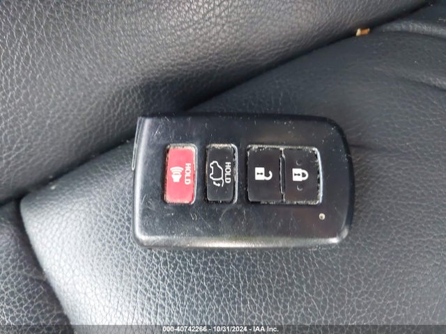 Toyota RAV4 SE 2017 2T3JFREV5HW635637 Image 11