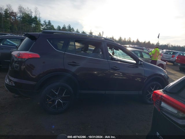 Toyota RAV4 SE 2017 2T3JFREV5HW635637 Image 12