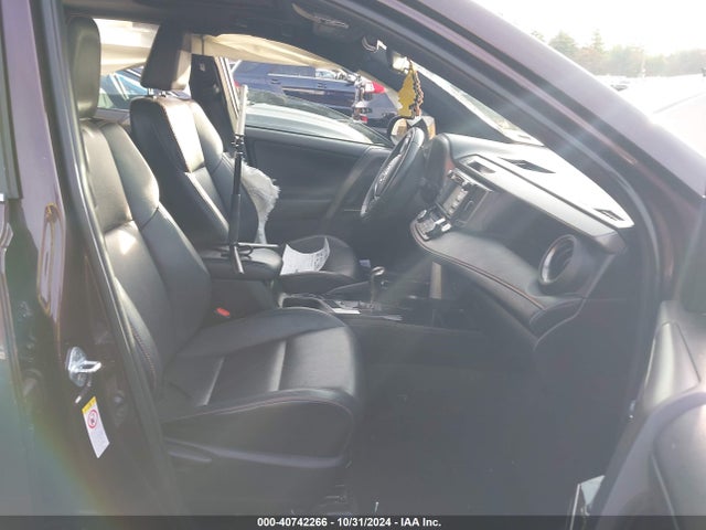 Toyota RAV4 SE 2017 2T3JFREV5HW635637 Image 5