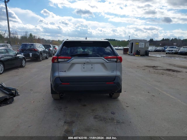 Toyota RAV4 LE 2020 2T3F1RFV1LC120261 Image 17