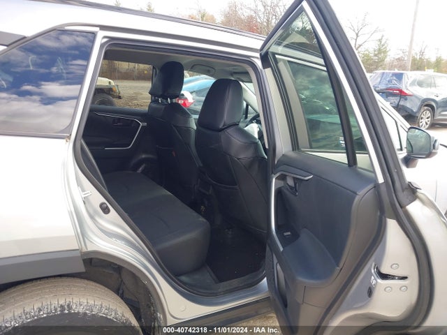 Toyota RAV4 LE 2020 2T3F1RFV1LC120261 Image 8