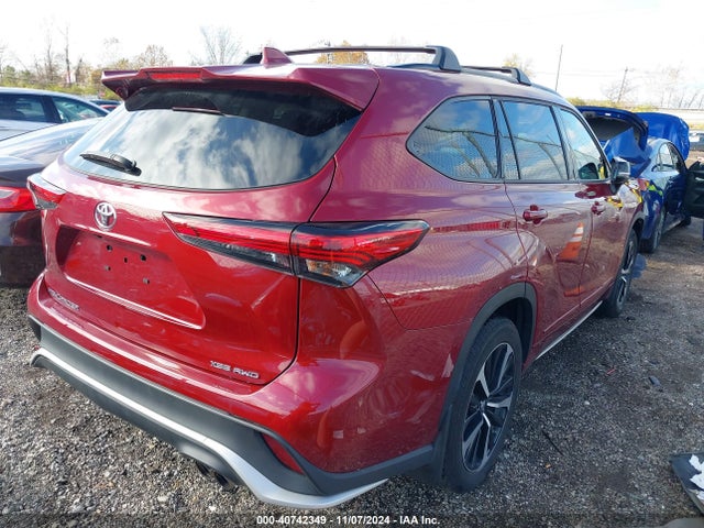 Toyota Highlander Xse 2022 5TDLZRBH4NS257810 Image 4