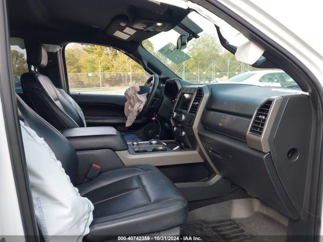 Ford Expedition Xlt 2019 1FMJU1JT2KEA29766 Image 5