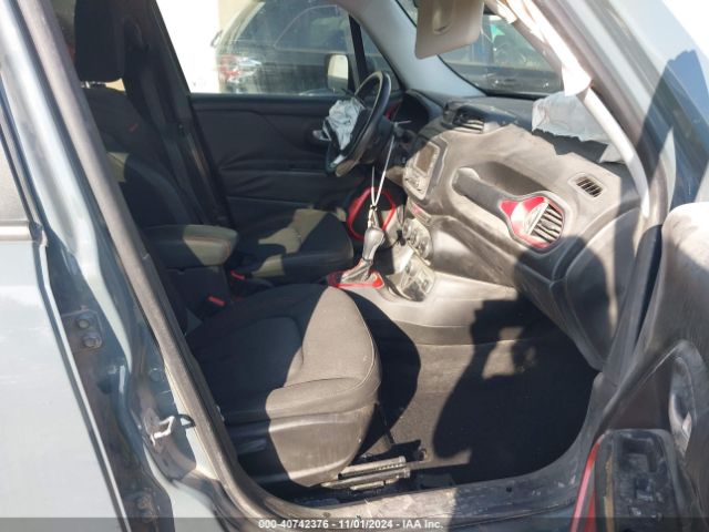 ZACCJBCT8FPC33770 Jeep Renegade Trailhawk